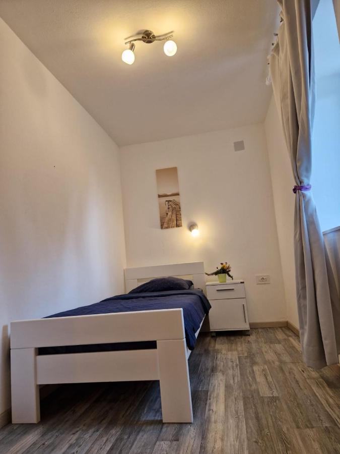 Lavanda Apartman 1 Cres Exterior foto